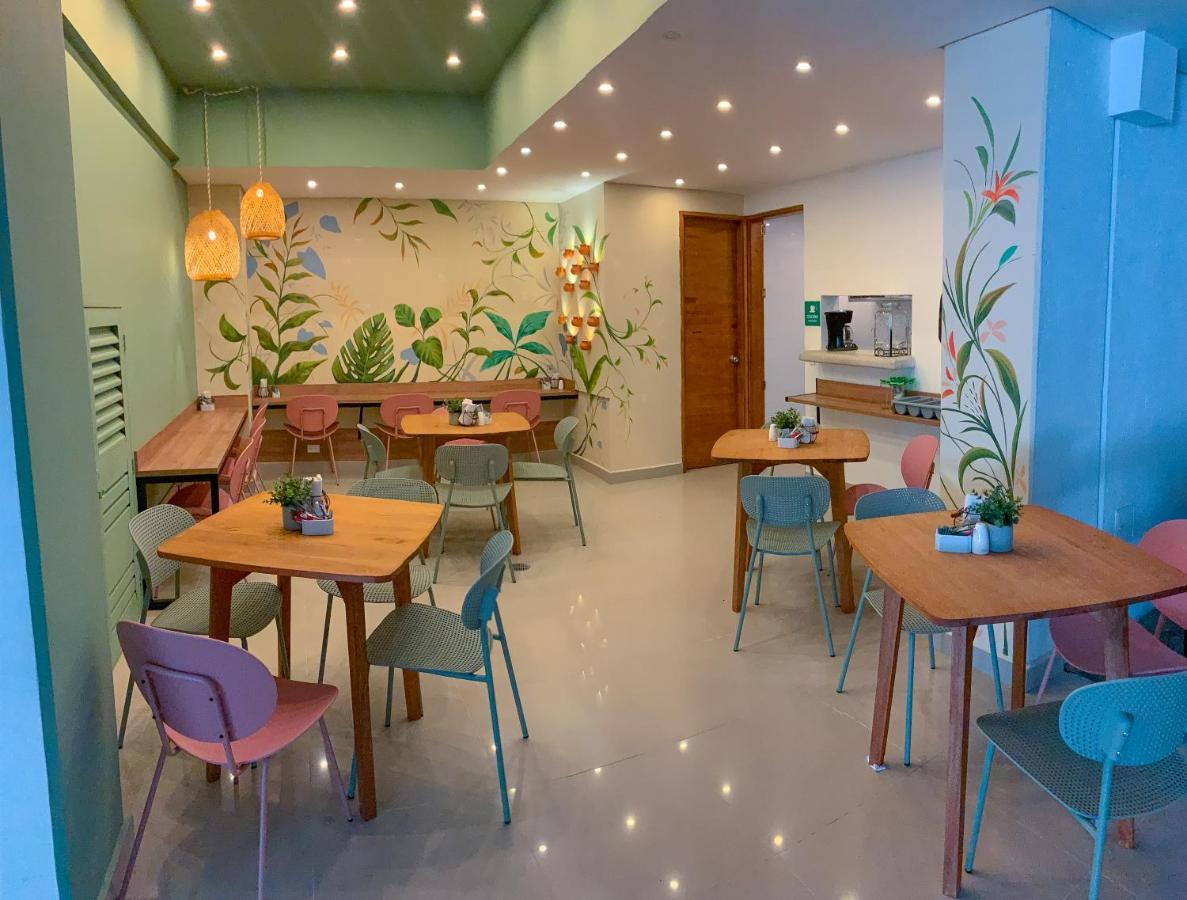 Infinity Hotel 메딜린 외부 사진