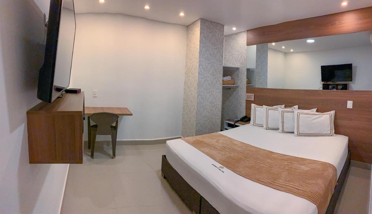 Infinity Hotel 메딜린 외부 사진