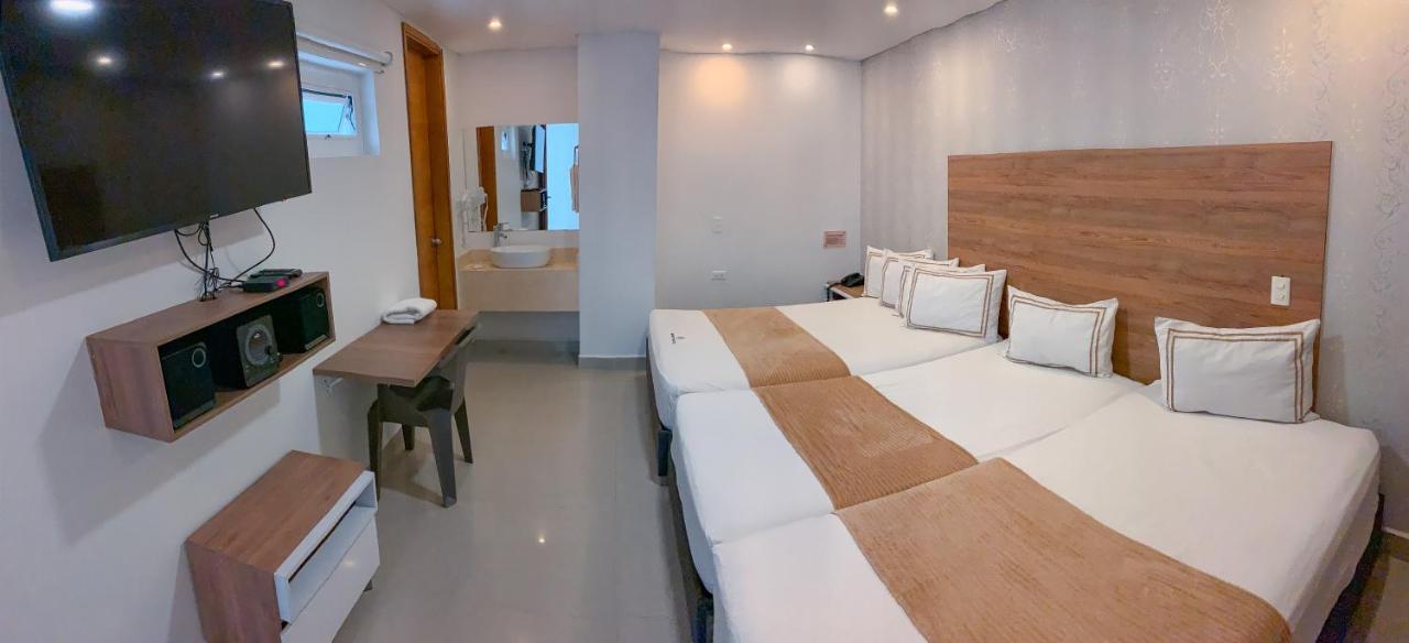 Infinity Hotel 메딜린 외부 사진