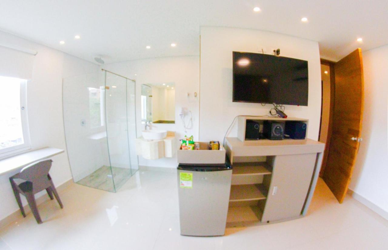 Infinity Hotel 메딜린 외부 사진