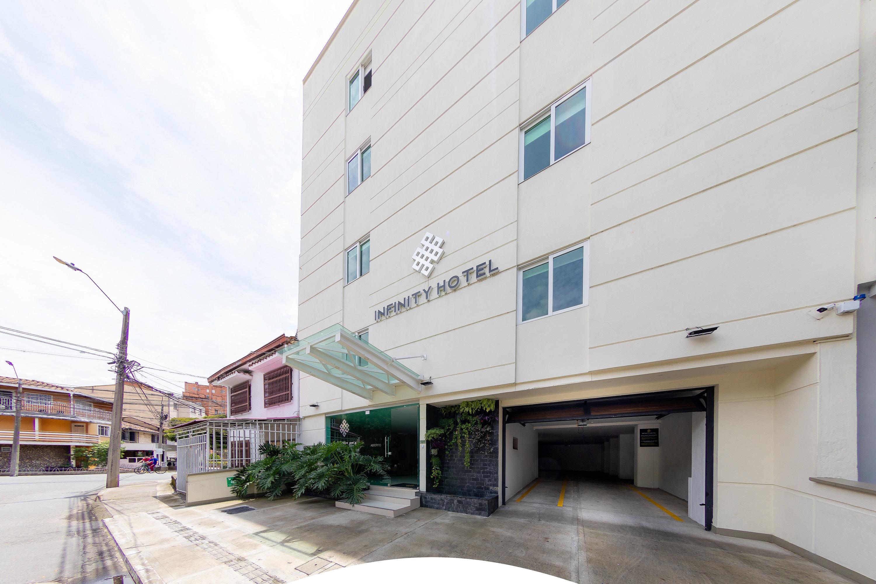 Infinity Hotel 메딜린 외부 사진