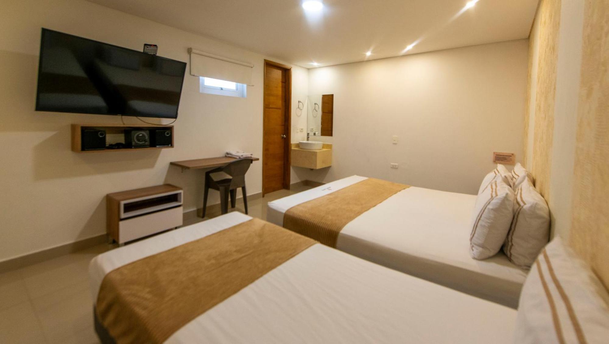 Infinity Hotel 메딜린 외부 사진