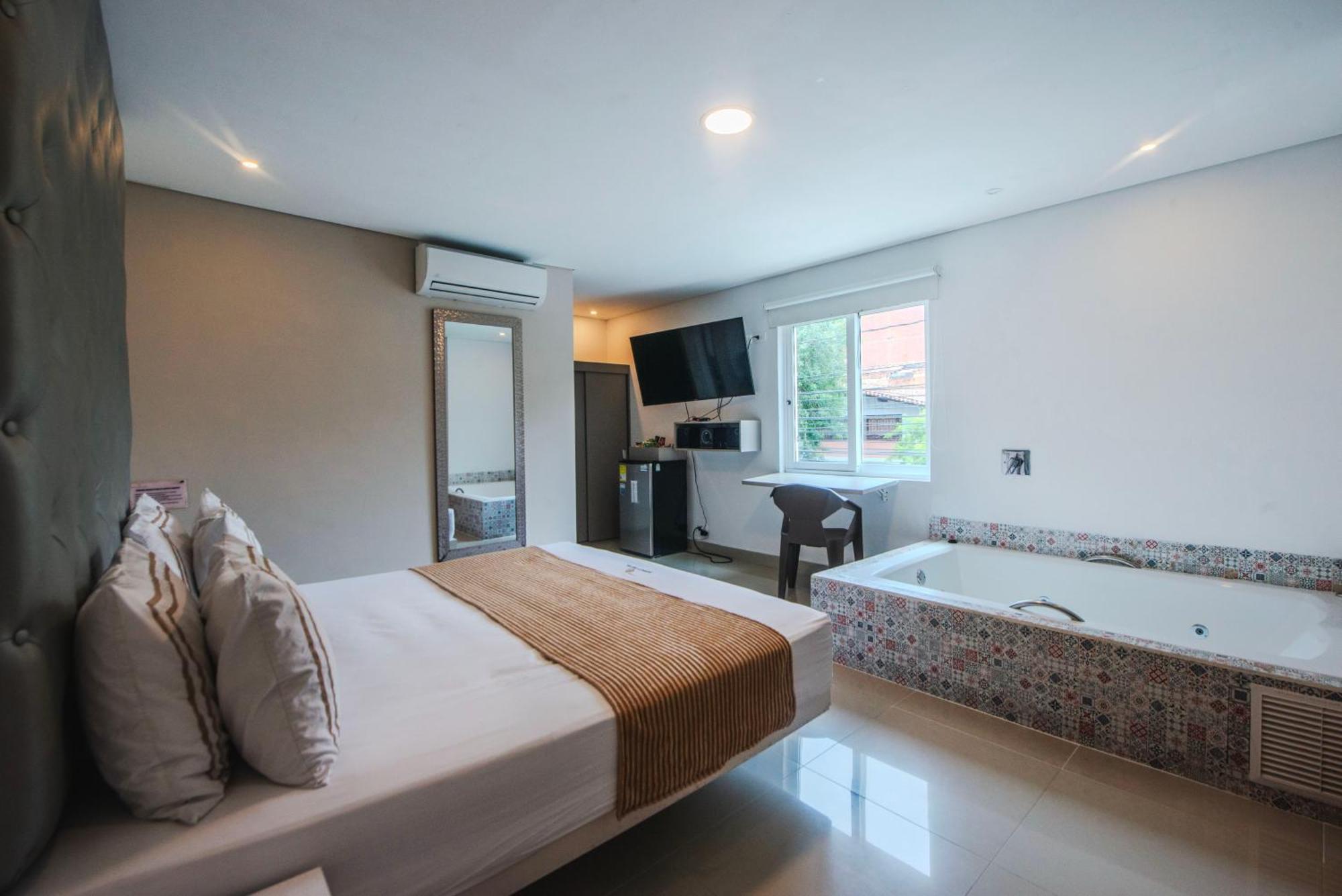 Infinity Hotel 메딜린 외부 사진