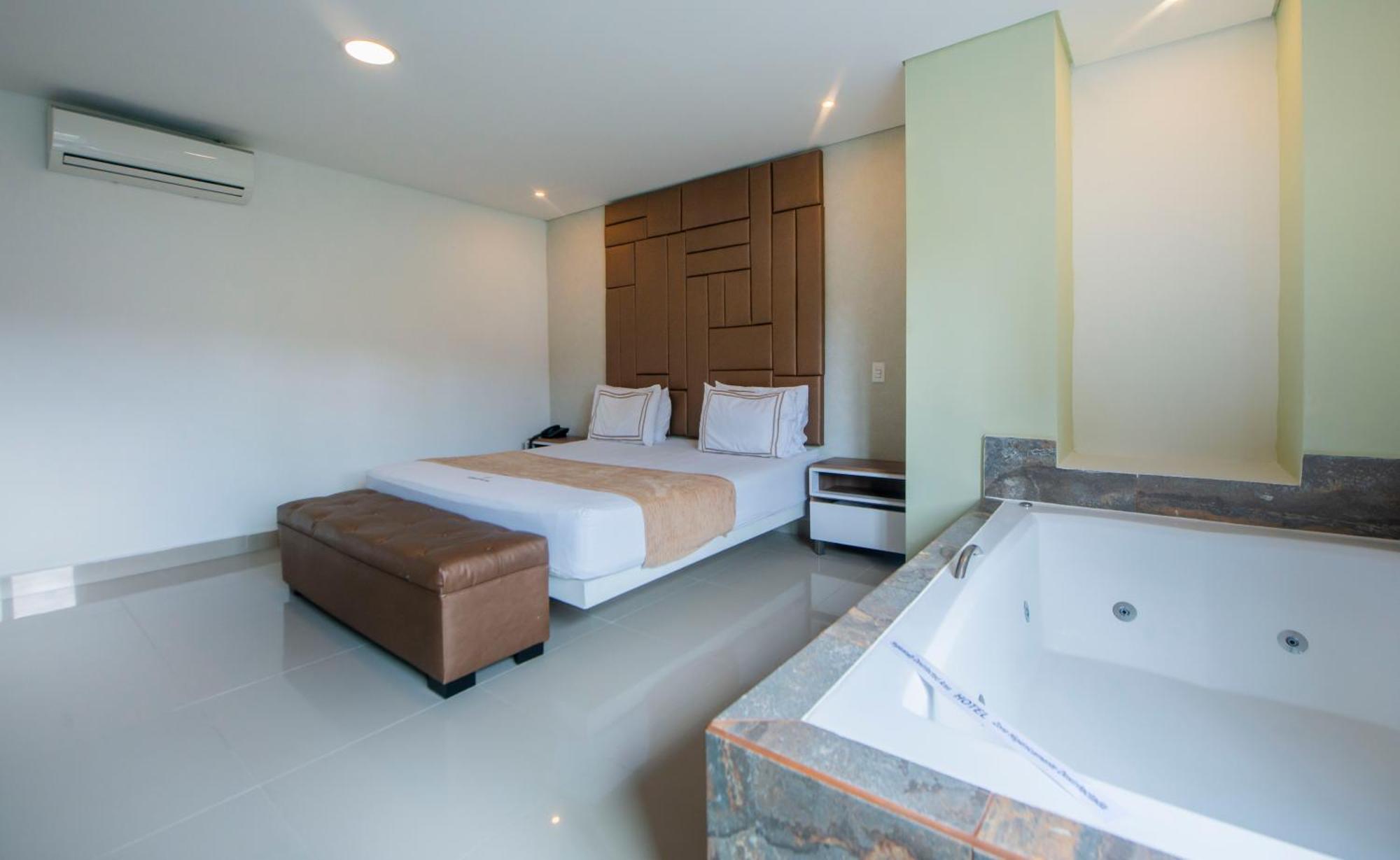Infinity Hotel 메딜린 외부 사진