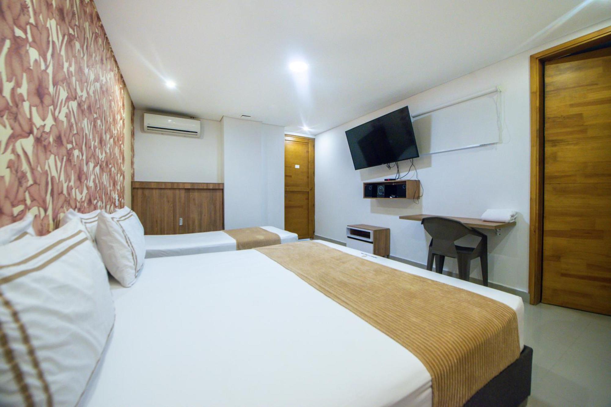 Infinity Hotel 메딜린 외부 사진