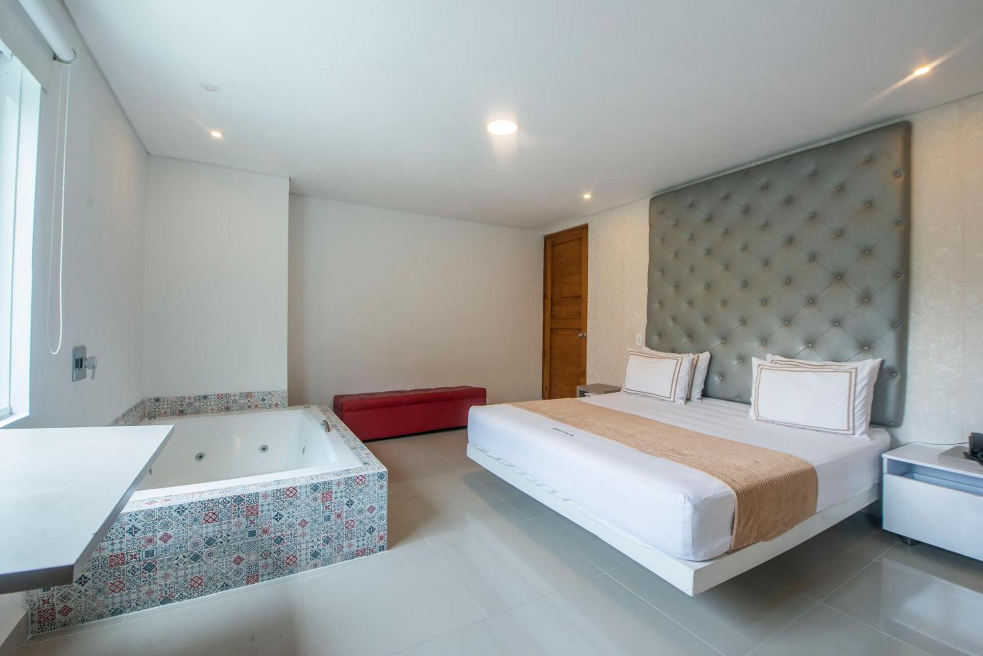 Infinity Hotel 메딜린 외부 사진
