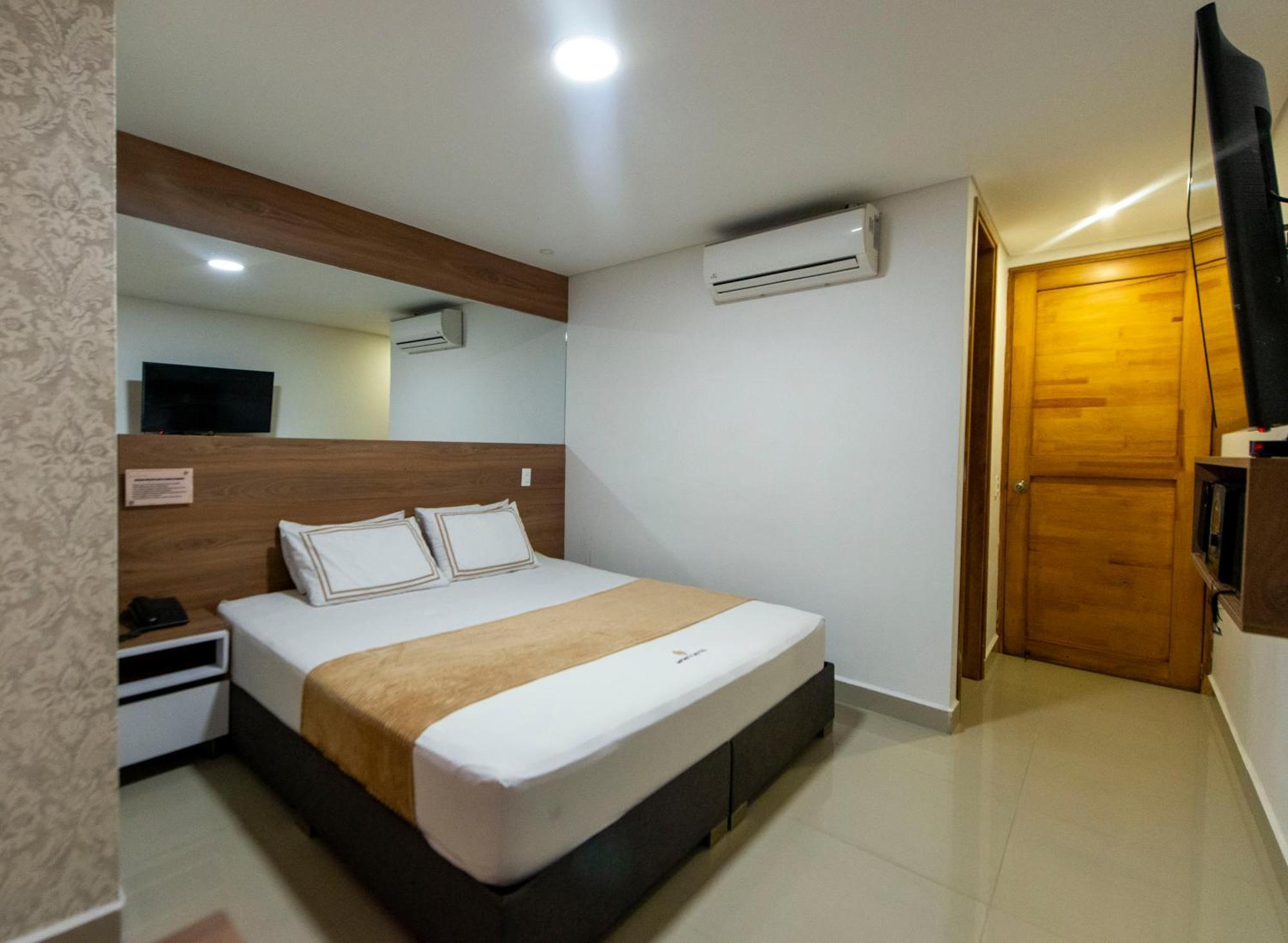 Infinity Hotel 메딜린 외부 사진